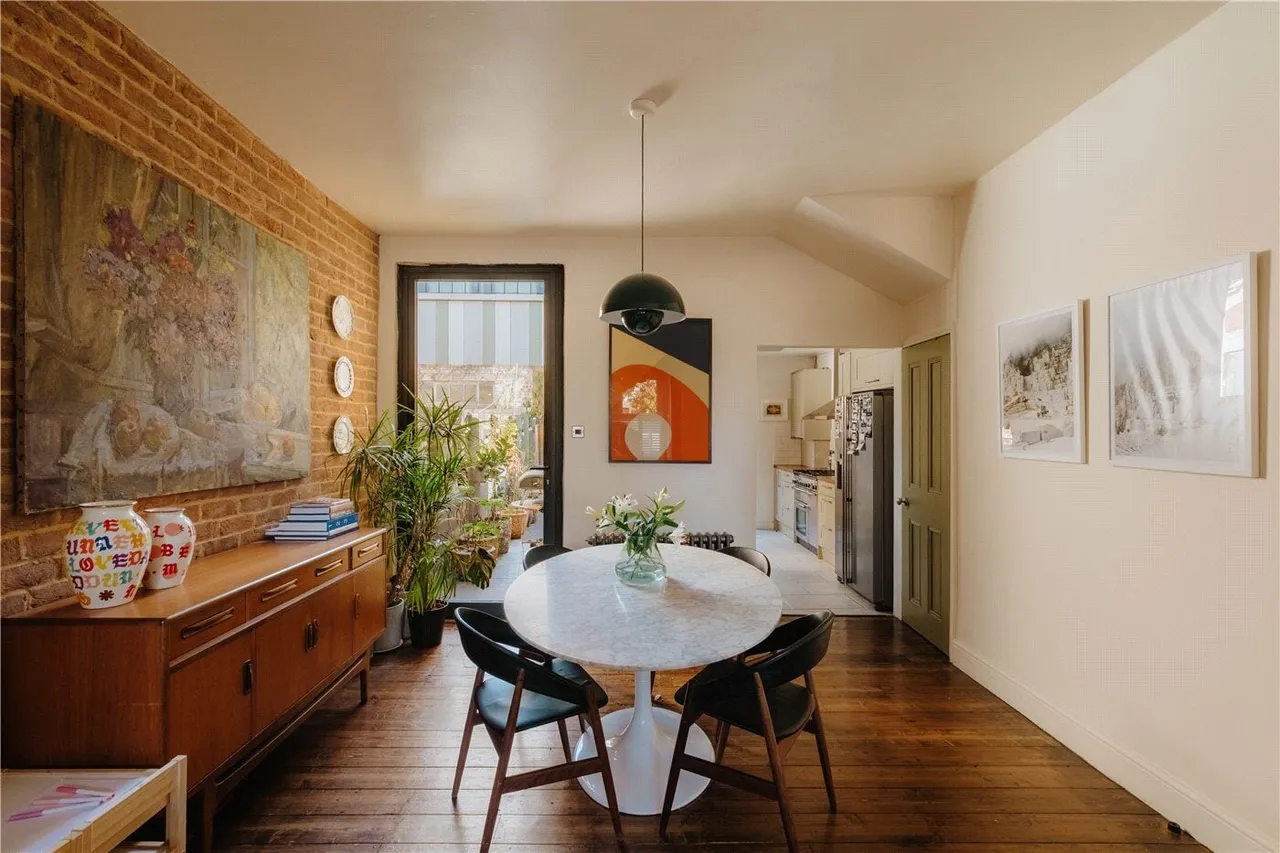 4 bed house for sale, Dowsett Road, London, N17