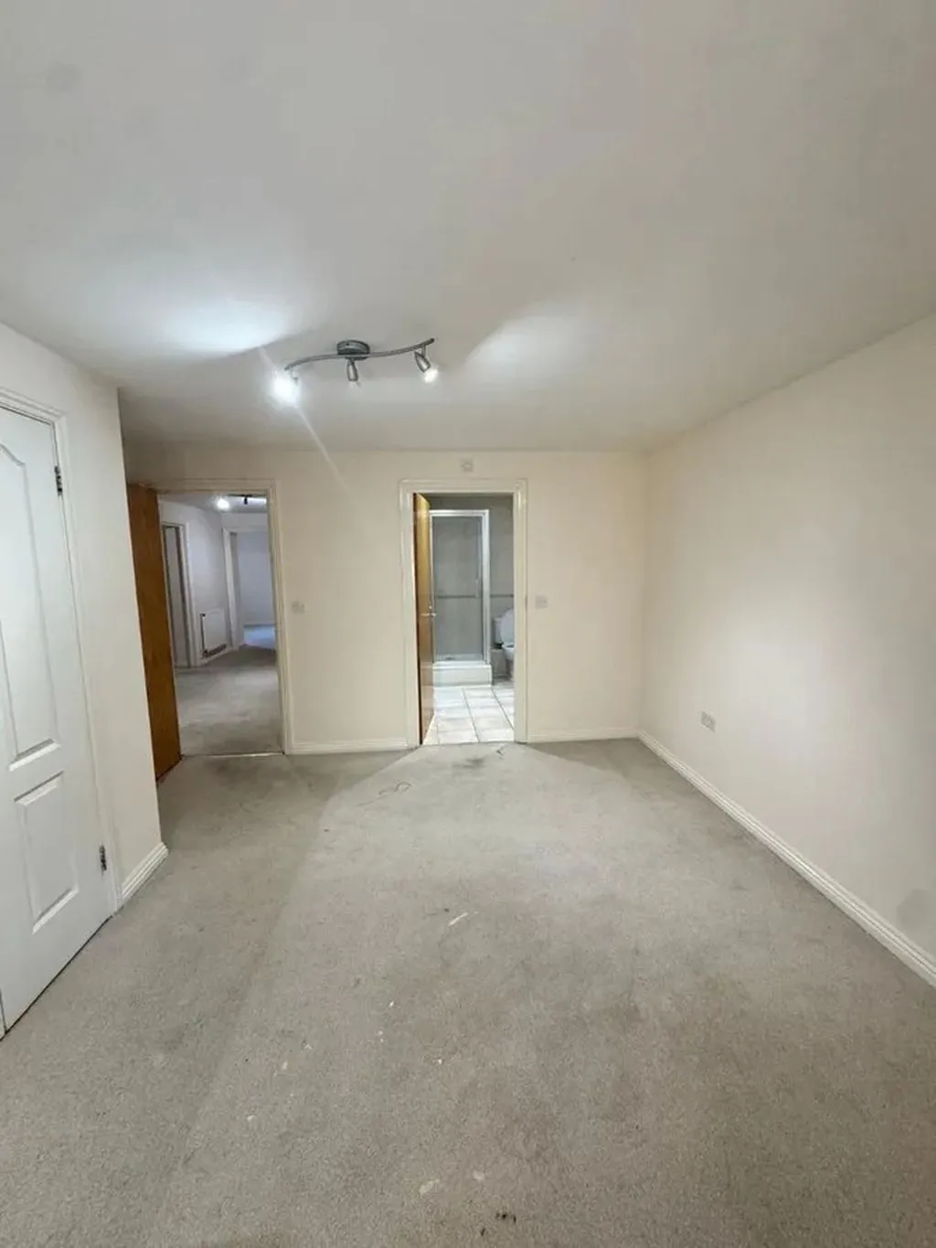 Chambers Walk, Stanmore HA7 4FN, photo 4