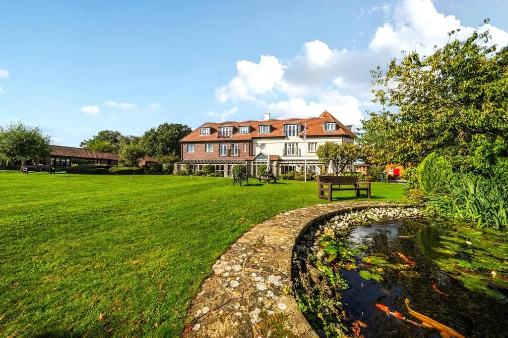 Essex Drive, Cranleigh, GU6, photo 22