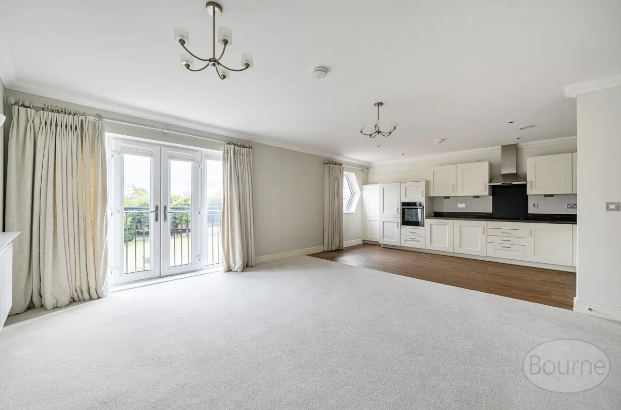 Essex Drive, Cranleigh, GU6, photo 5