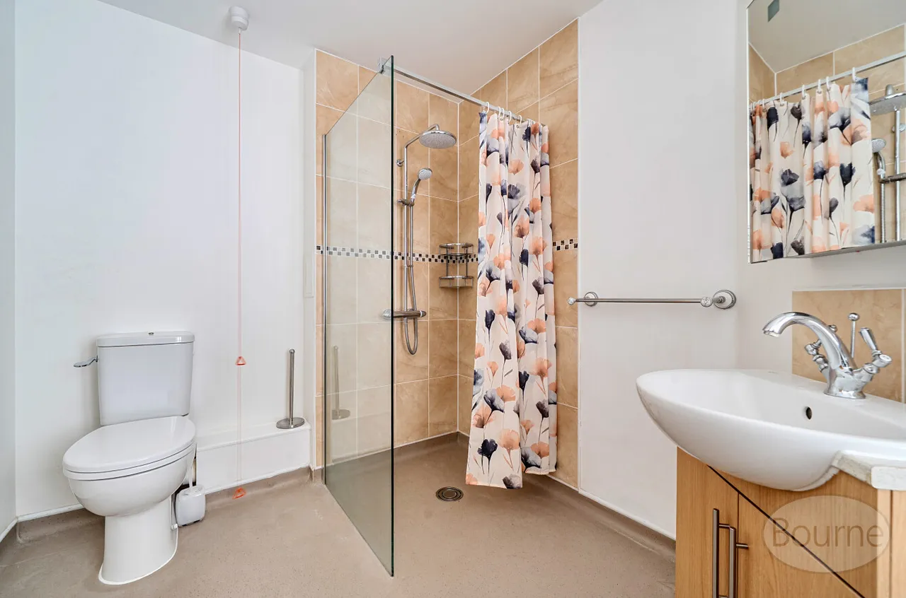 Essex Drive, Cranleigh, GU6, photo 12
