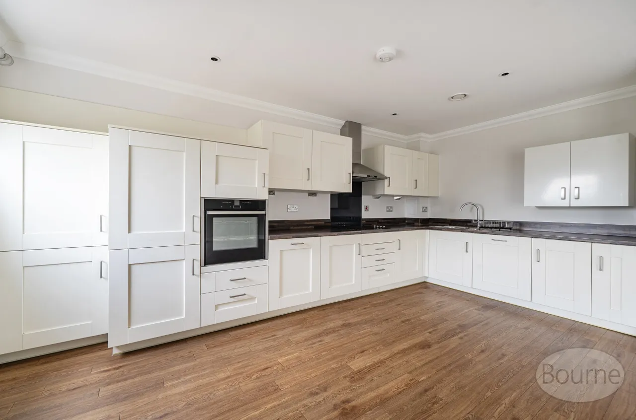 Essex Drive, Cranleigh, GU6, photo 4