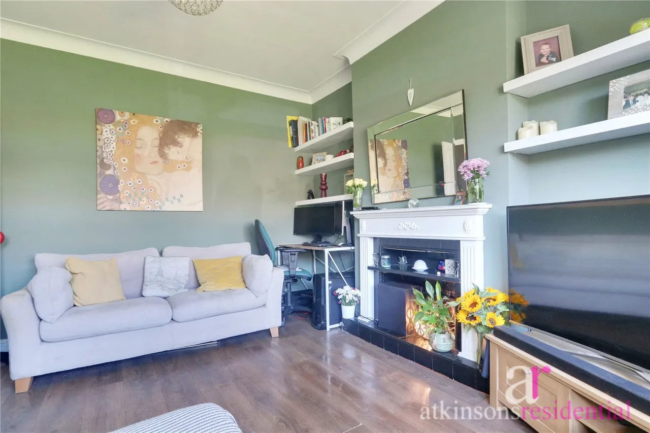 Russell Road, Enfield, Middlesex, EN1 4TW, photo 4