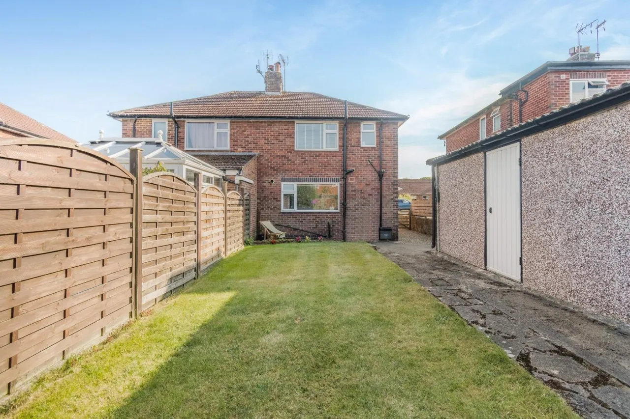 Greenfields Road, Harrogate, HG2, photo 5