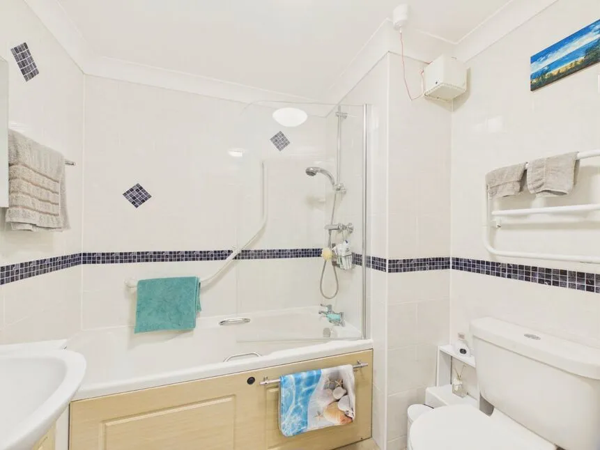 Sandgate Road, Folkestone, CT20, photo 11