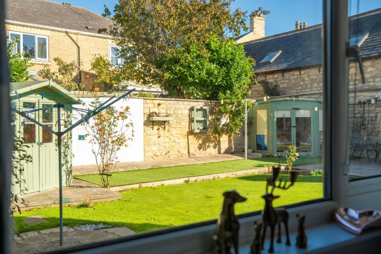 Hall Close, Boston Spa, LS23, photo 17
