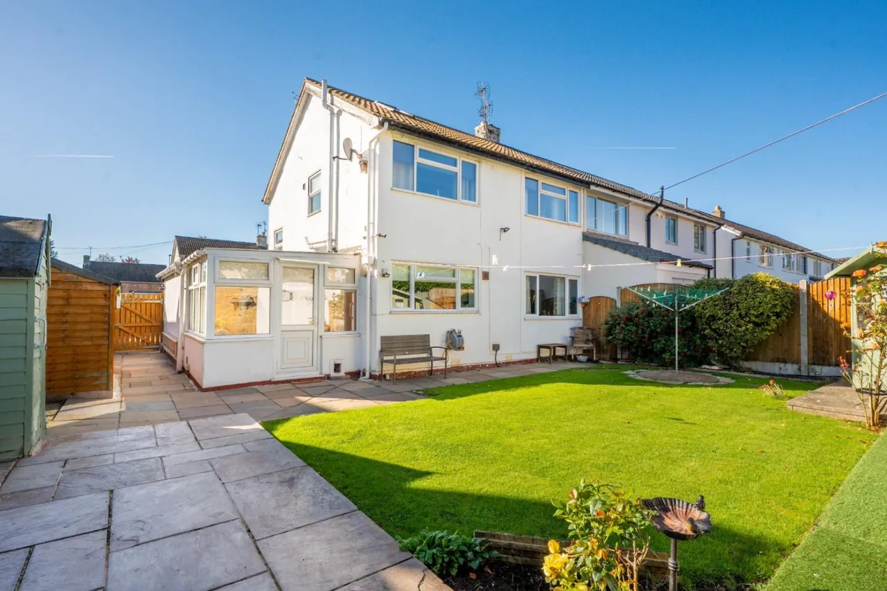 Hall Close, Boston Spa, LS23, photo 16