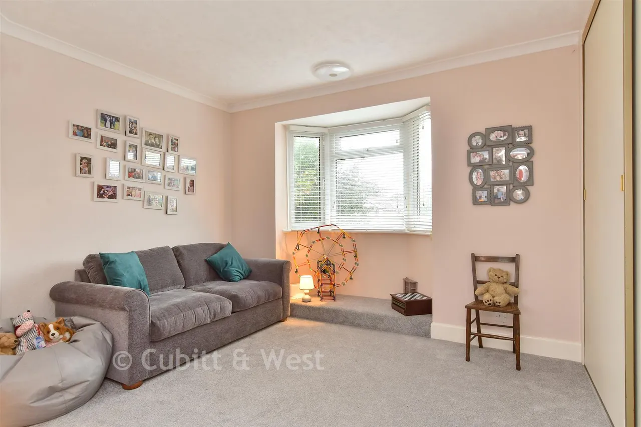 Centrecourt Road, Worthing, BN14, photo 6