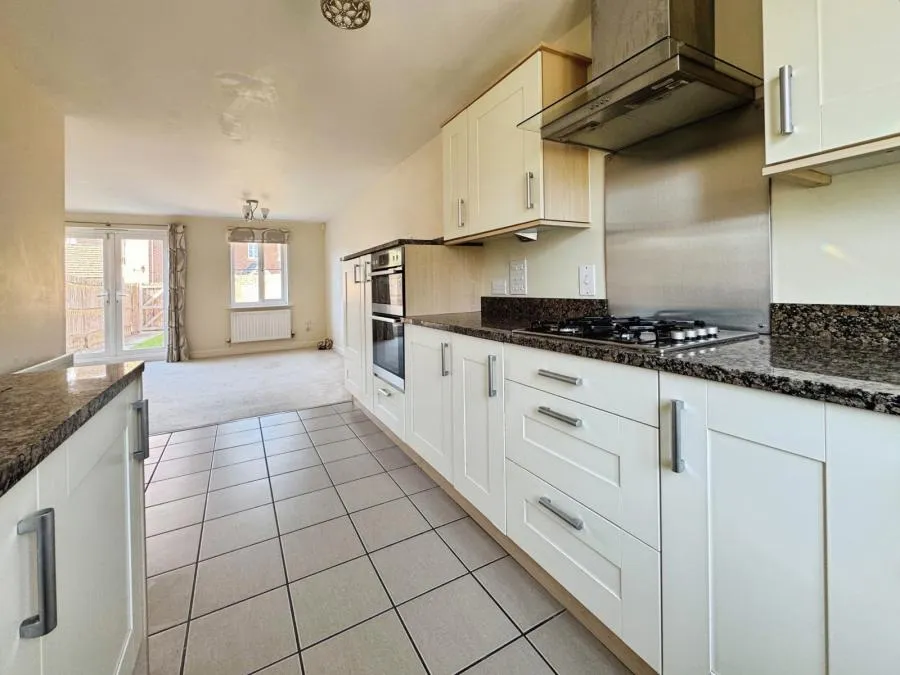 Merlin Way, Bracknell, RG12, photo 4
