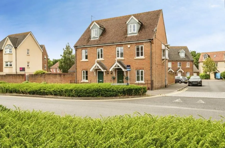Merlin Way, Bracknell, RG12, photo 12