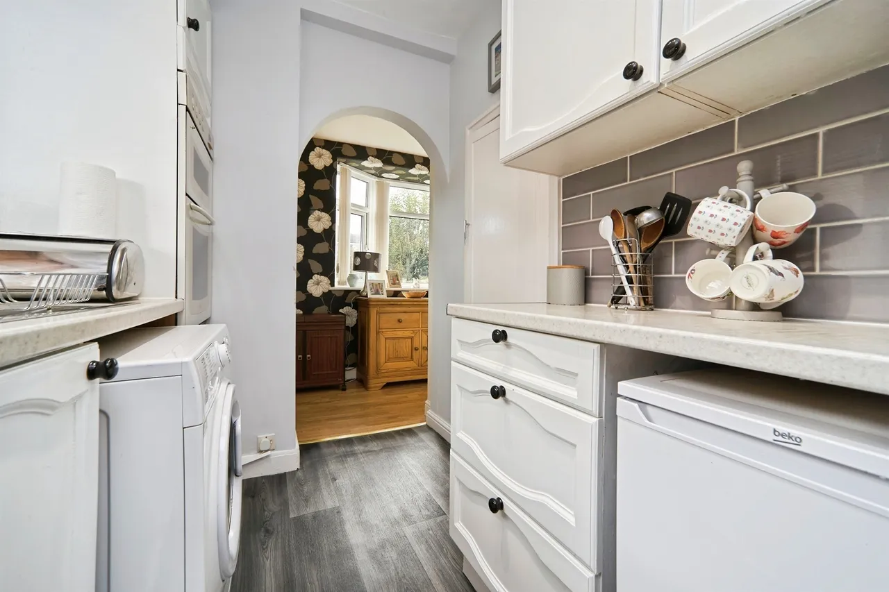 South Hill Drive, Gilstead, BD16, photo 9