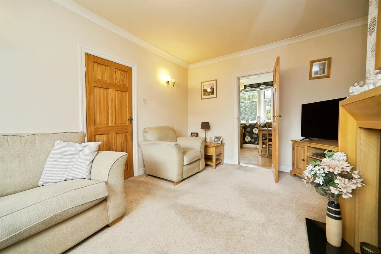 South Hill Drive, Gilstead, BD16, photo 4