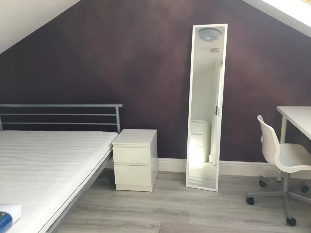 Moseley Road, Fallowfield, M14, photo 11