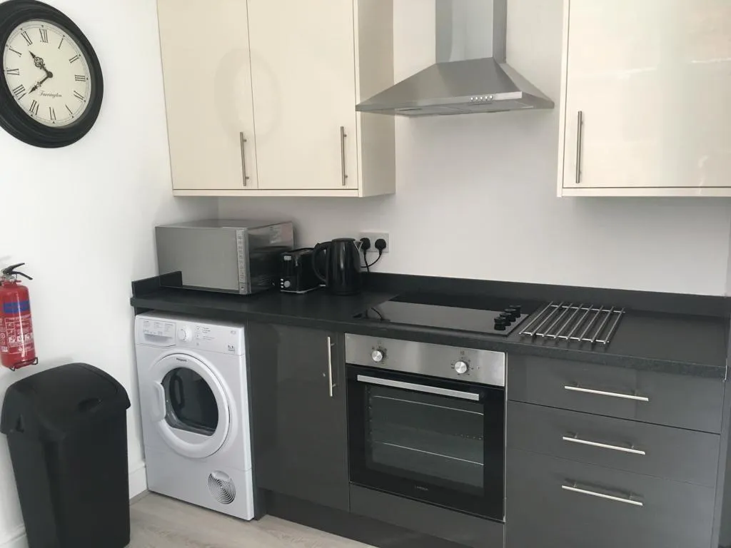 Moseley Road, Fallowfield, M14, photo 5