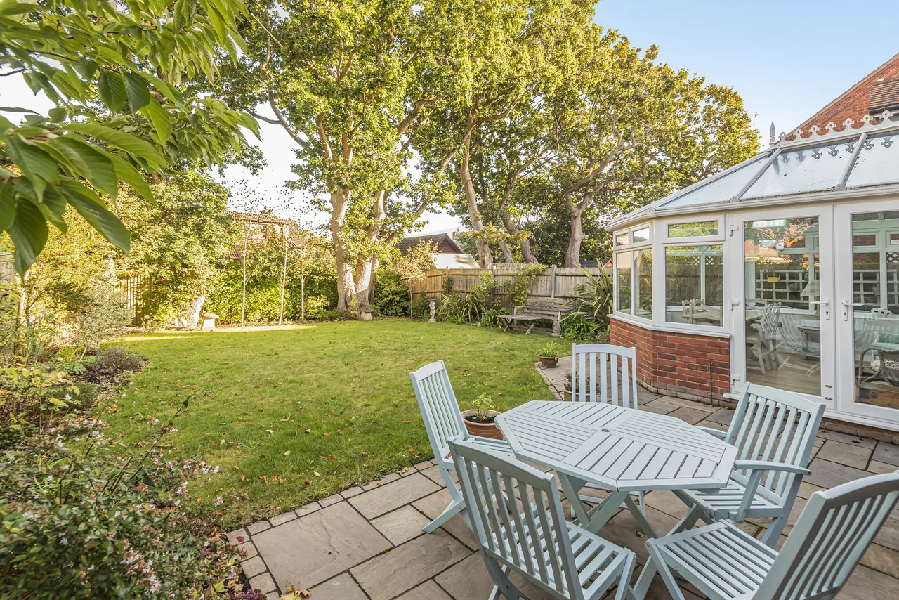 Belmont Drive, Lymington, SO41, photo 11