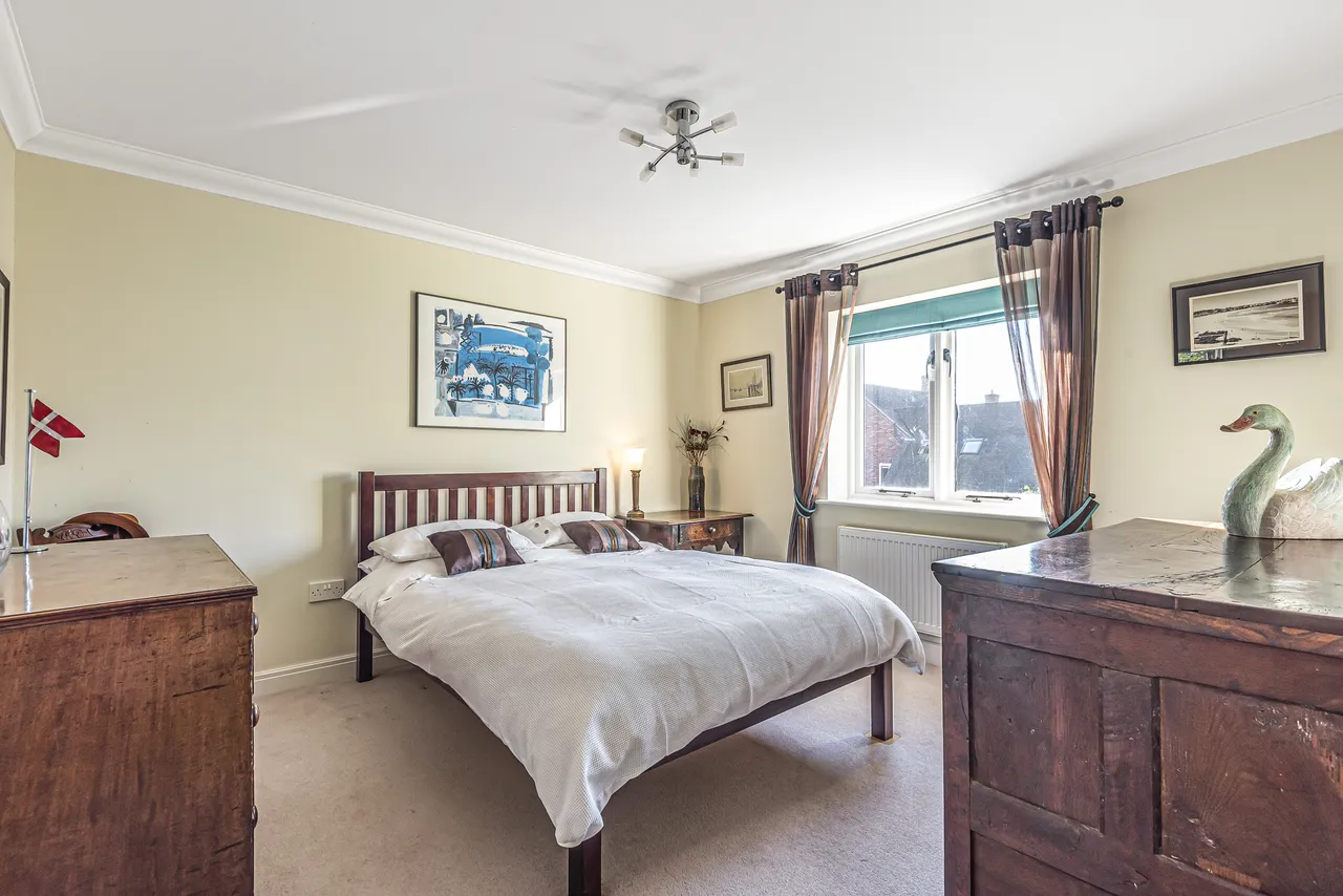 Belmont Drive, Lymington, SO41, photo 6