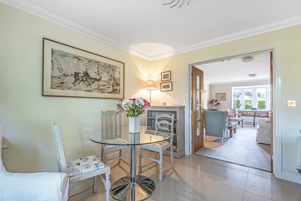 Belmont Drive, Lymington, SO41, photo 3