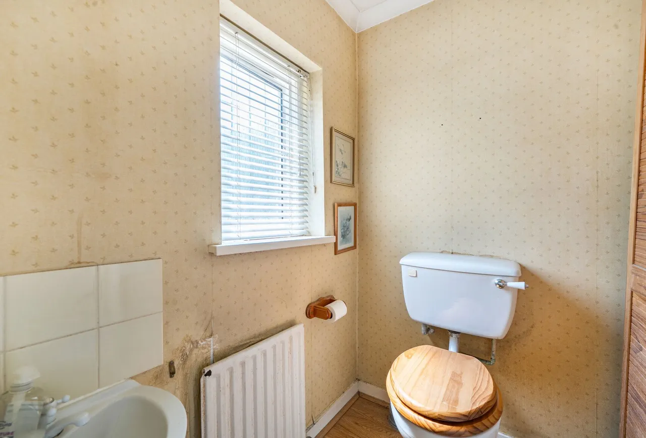 Lavender Avenue, Worcester Park, KT4 8RR, photo 7