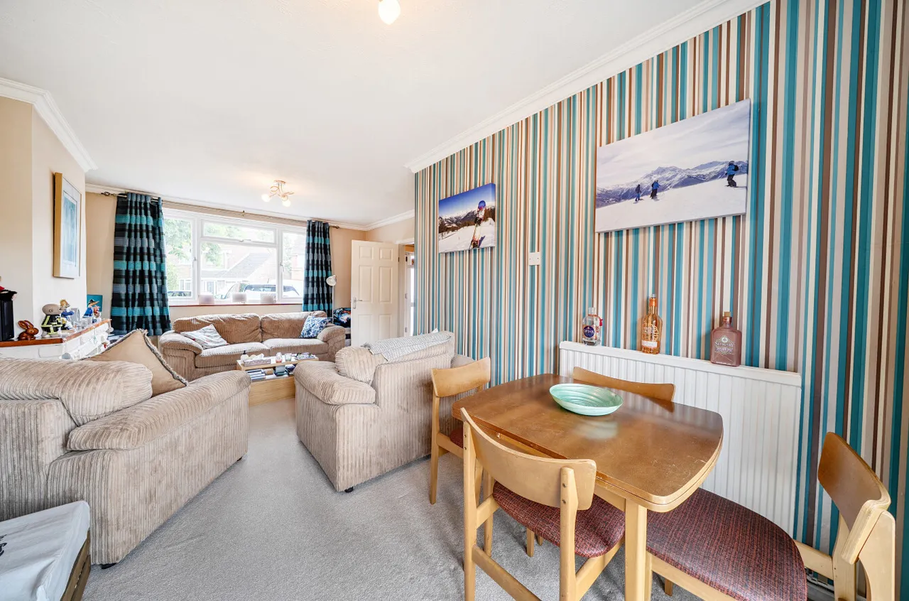 Cheyne Way, Farnborough, Hampshire, GU14 8RX, photo 9