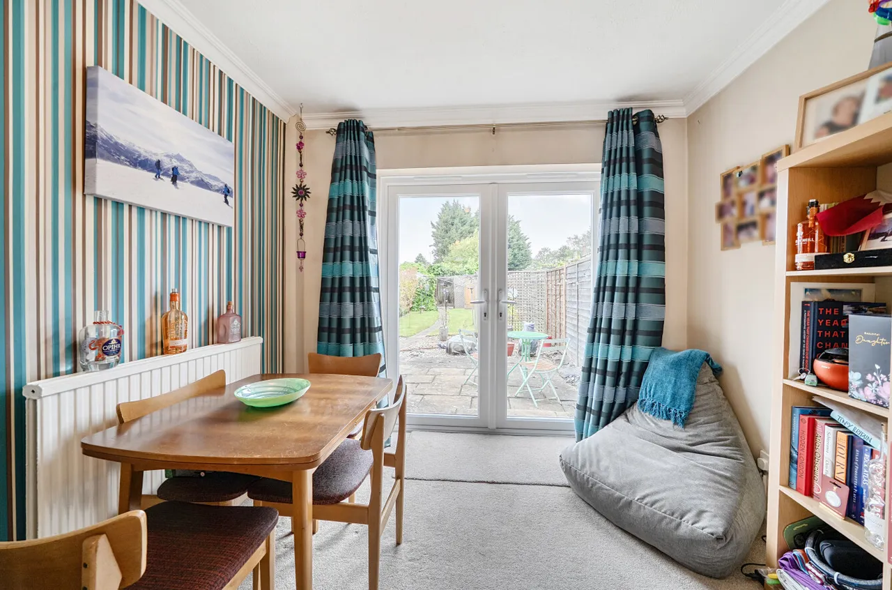 Cheyne Way, Farnborough, Hampshire, GU14 8RX, photo 7