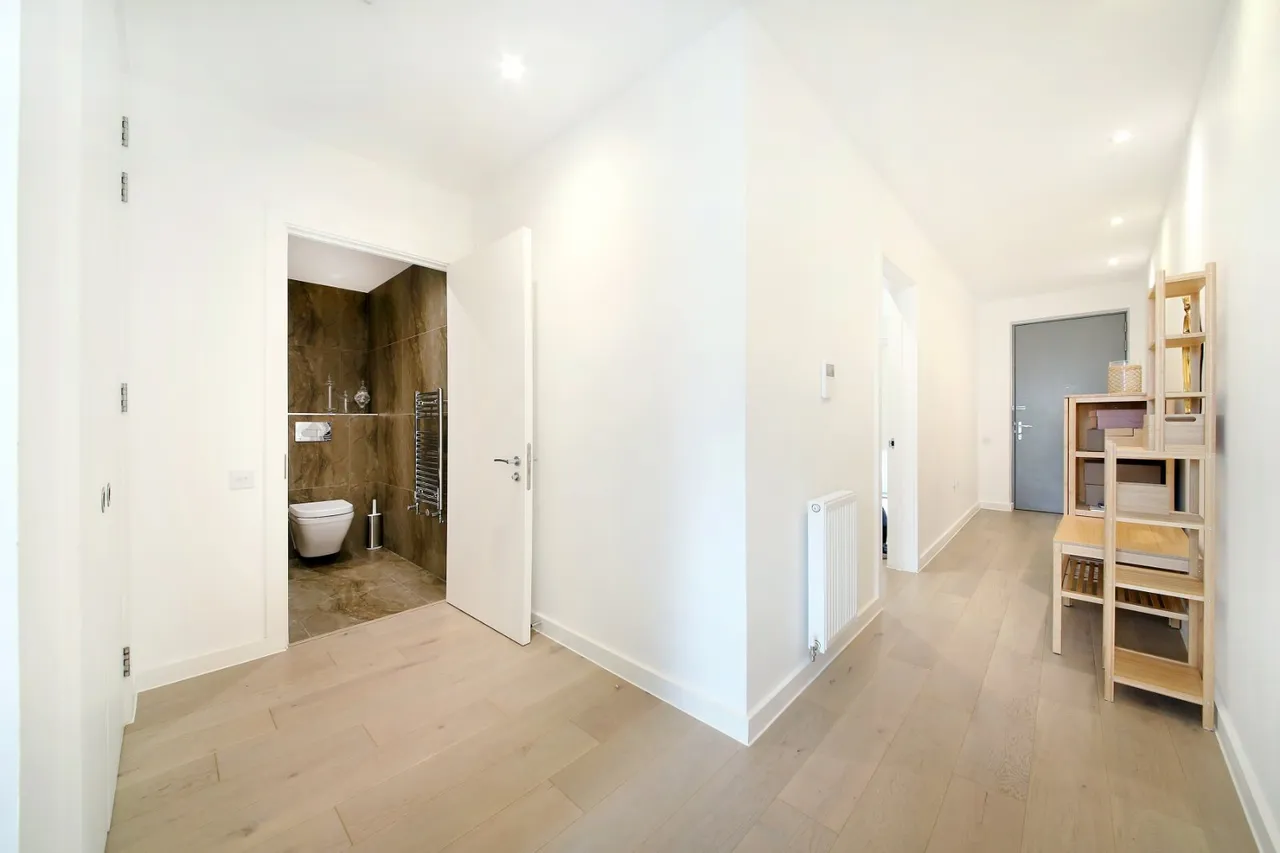Chatfield Road, London, SW11, photo 10