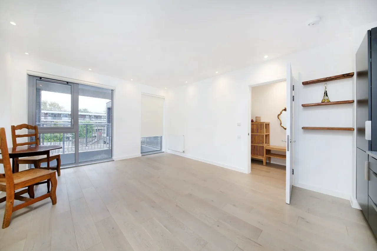 Chatfield Road, London, SW11, photo 7