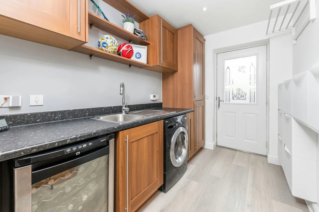 Lime Drive, Leeds, LS14 6GR, photo 12