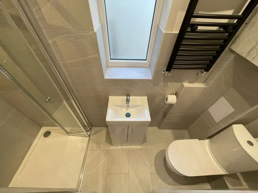 Meanley Road, London, E12, photo 8