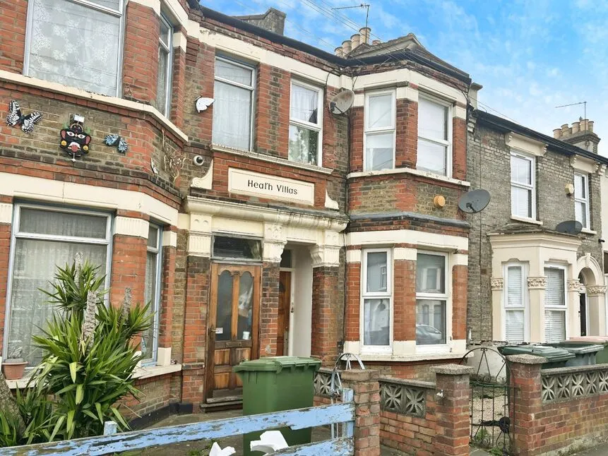 Meanley Road, London, E12, photo 10