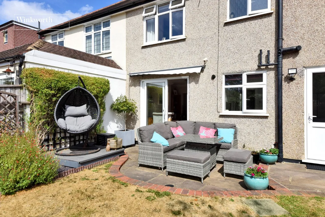 Walsingham Gardens, Stoneleigh, KT19, photo 20