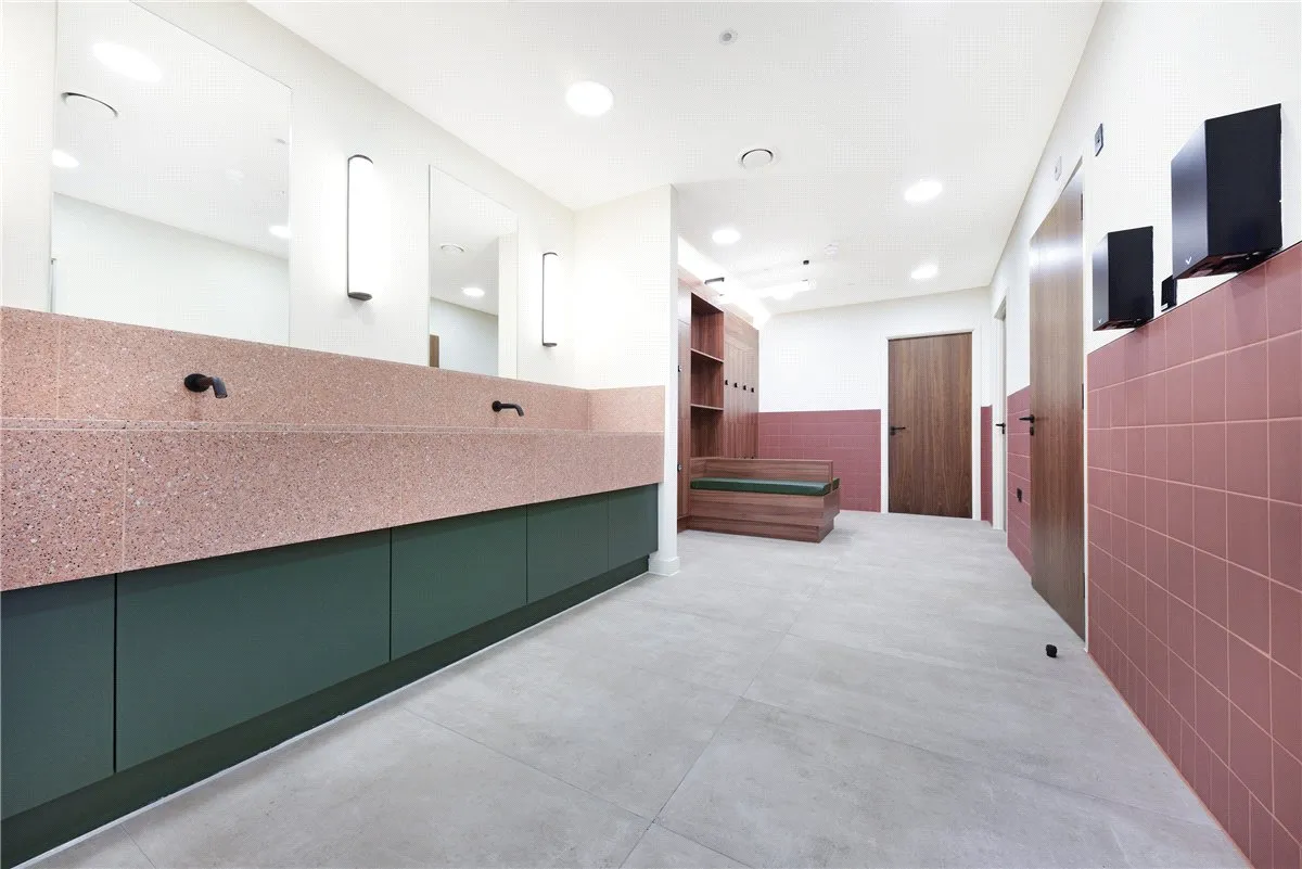 Heartwell Avenue, London, E16, photo 16