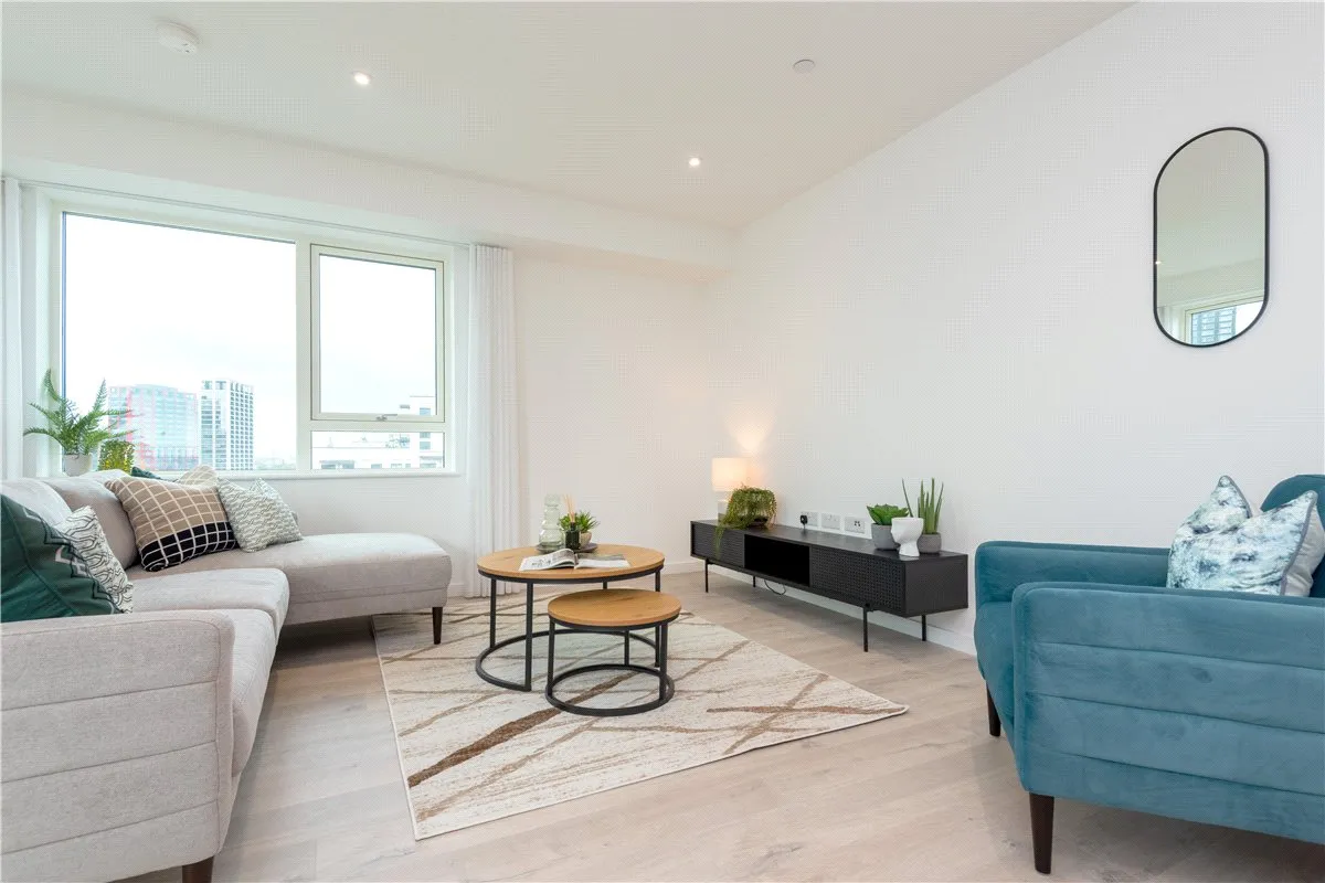 Heartwell Avenue, London, E16, photo 5