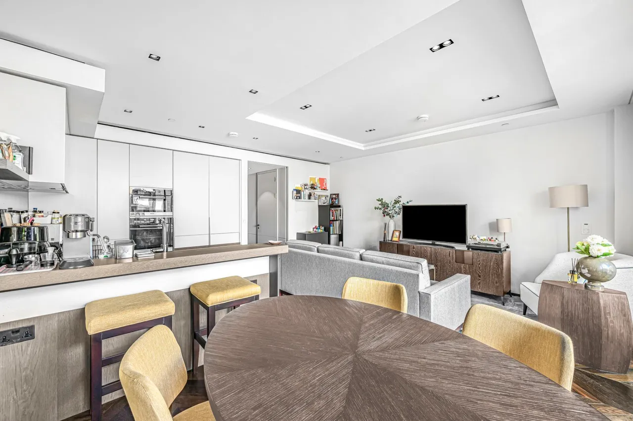 Great Newport Street, London, WC2H, photo 22
