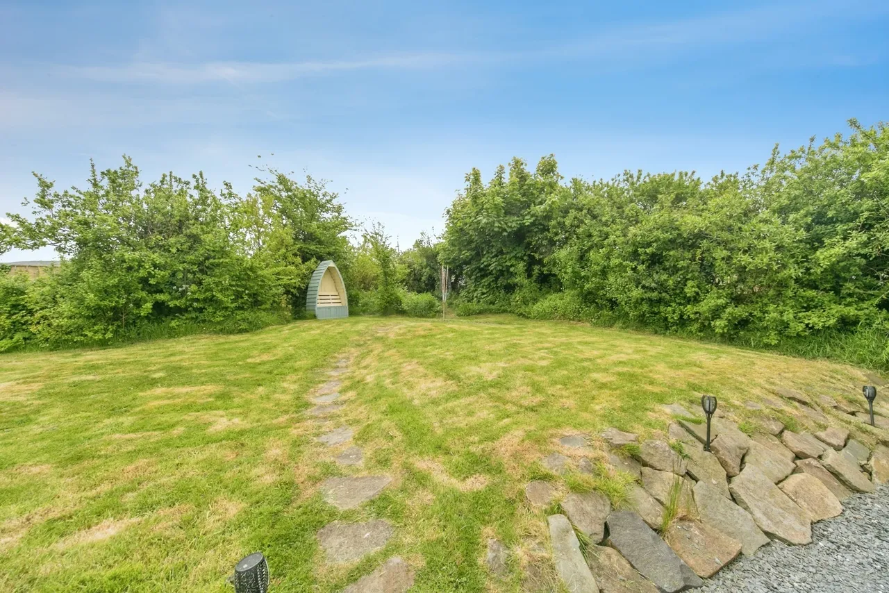 Pengroeslon, Llyn Peninsula, LL53, photo 3