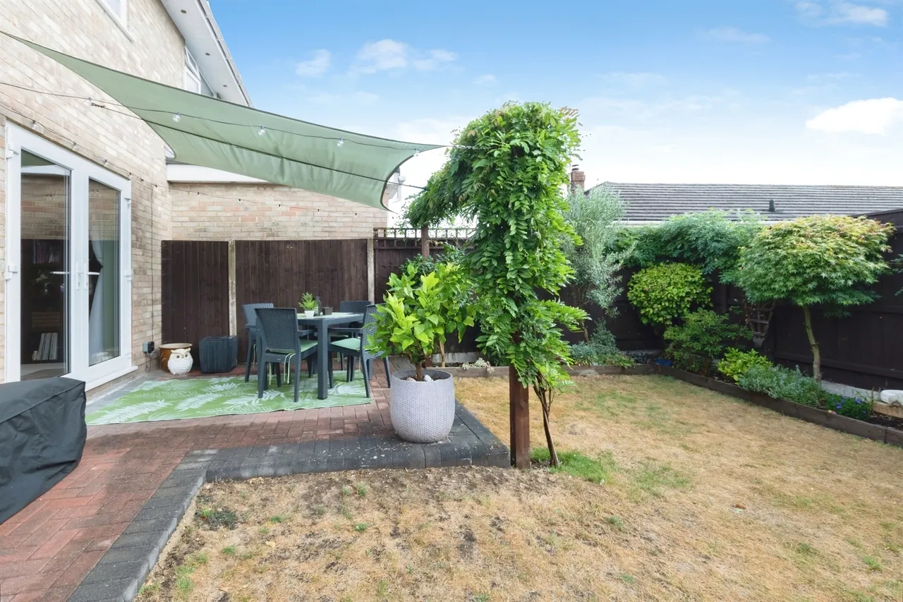 Merton Close, Fordingbridge, photo 8