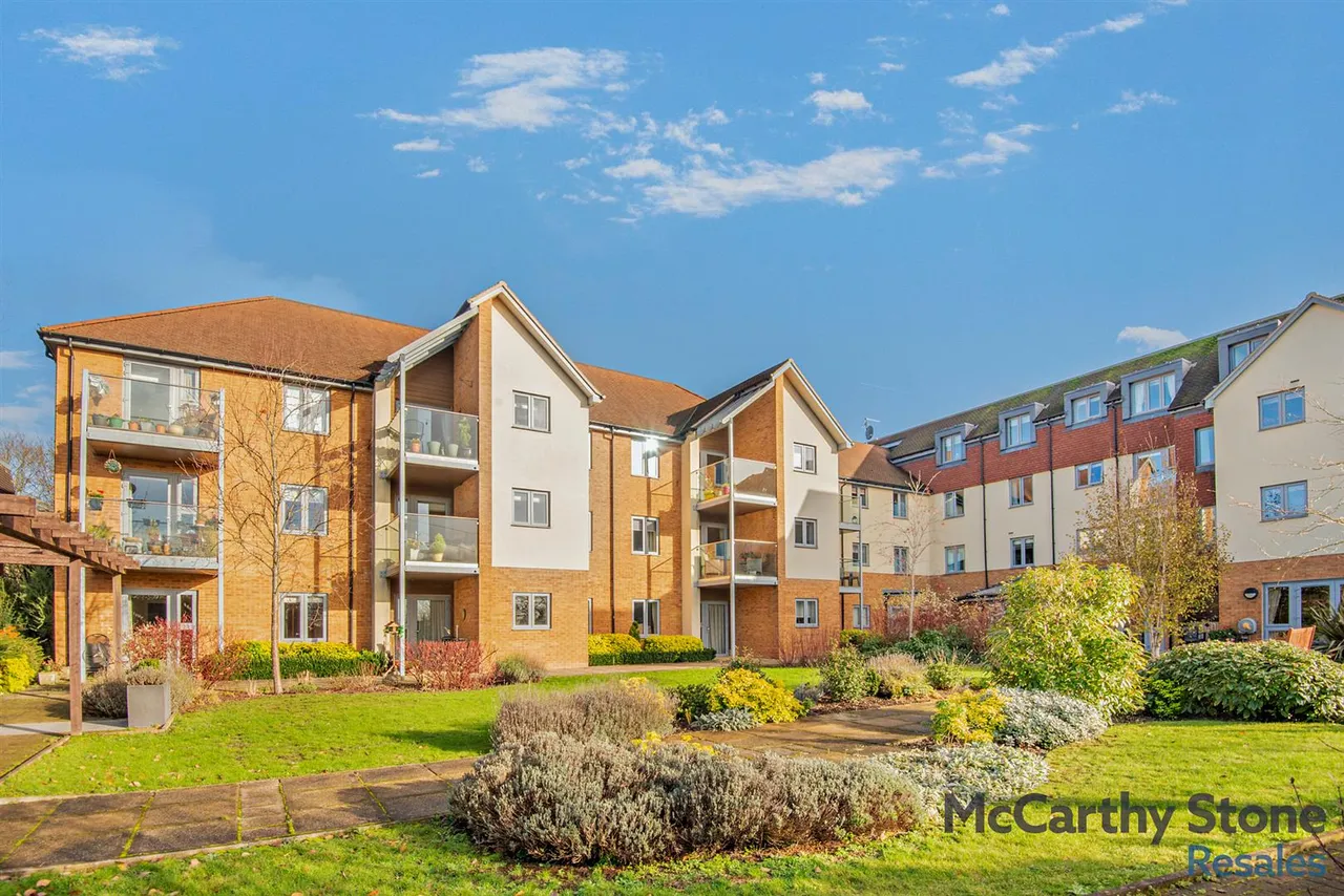 London Road, St. Albans, AL1, photo 11