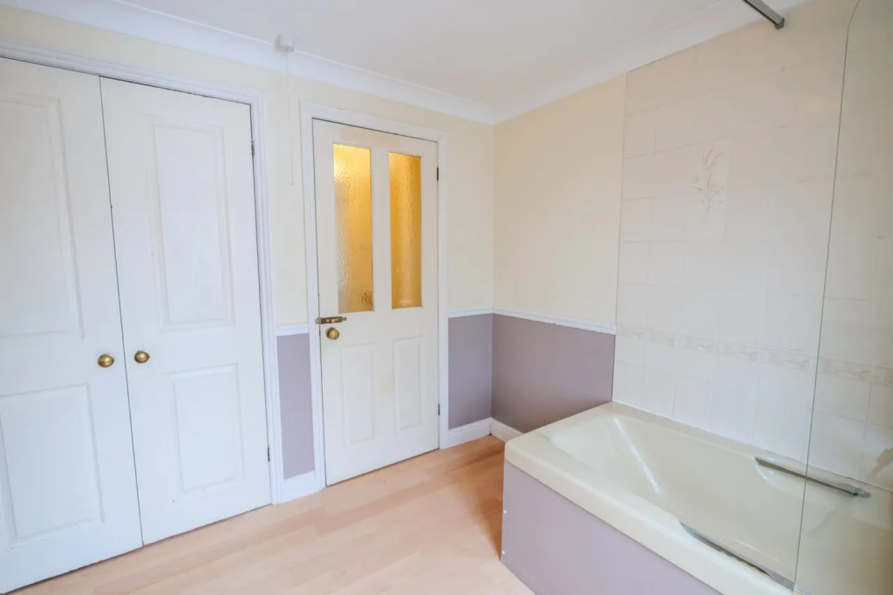Middle Brook Street, Winchester, SO23, photo 10