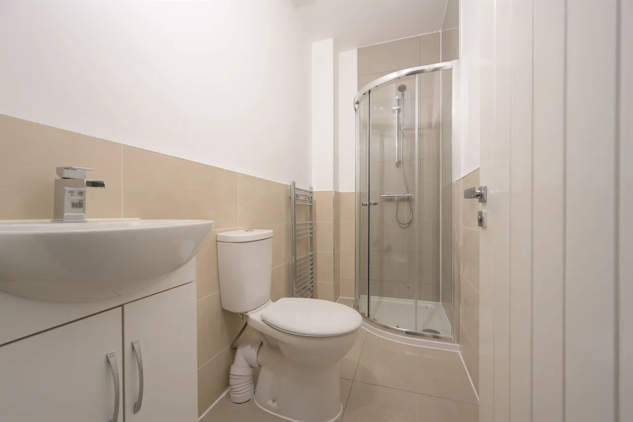 Montagu Street, Kettering, NN16, photo 9