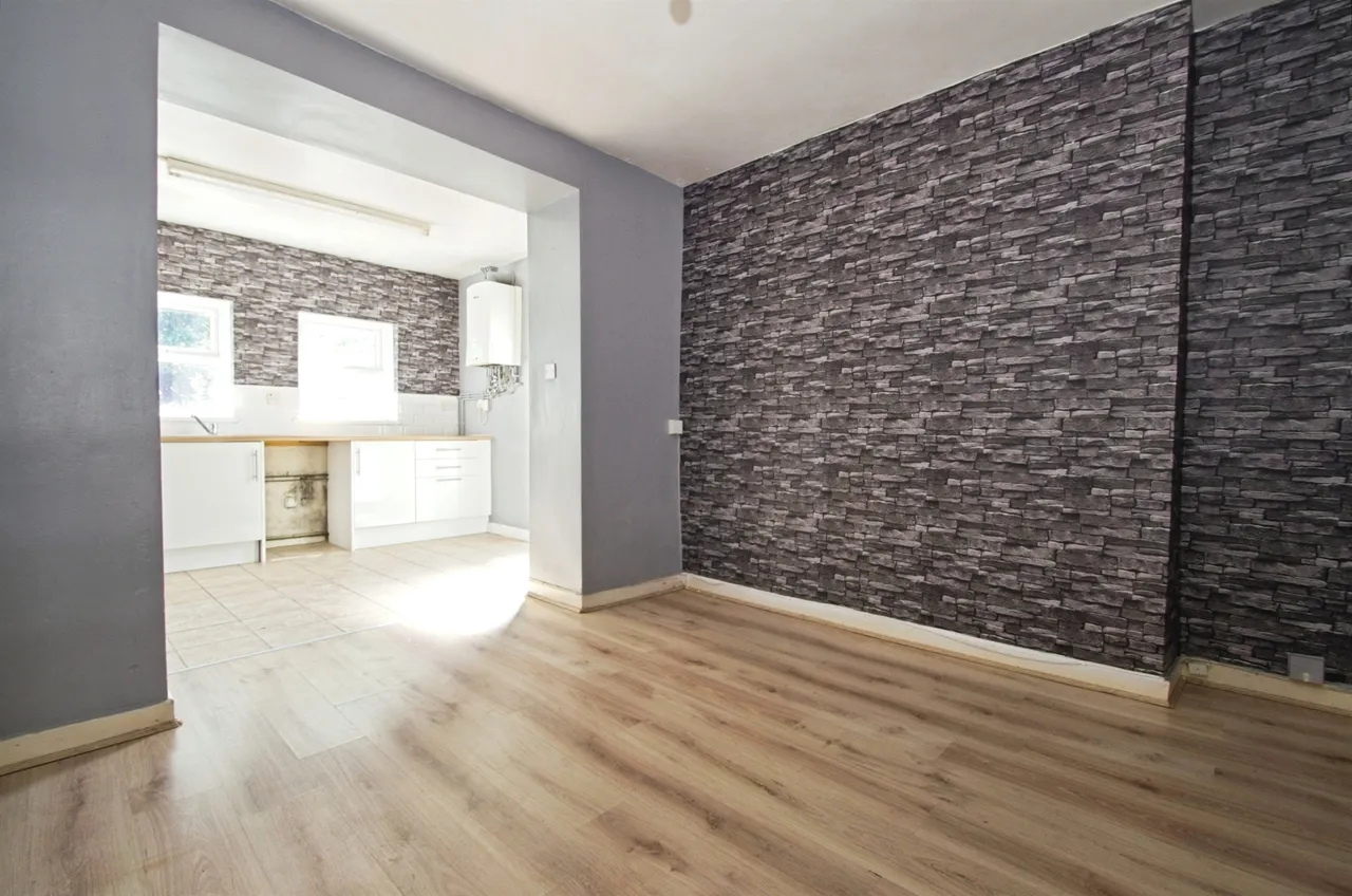 Newcastle Hill Bridgend, CF31, photo 5
