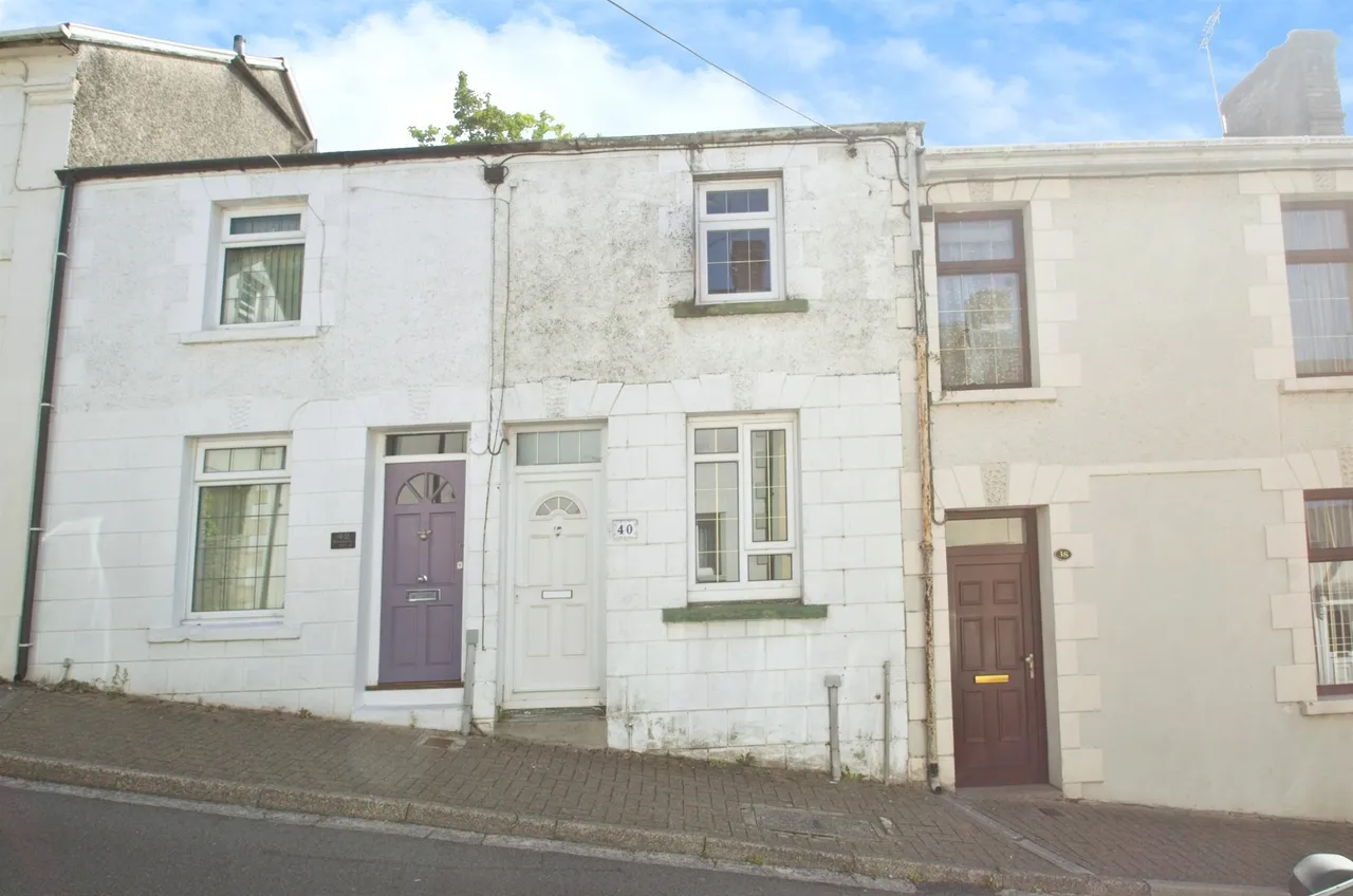 Newcastle Hill Bridgend, CF31, photo 3