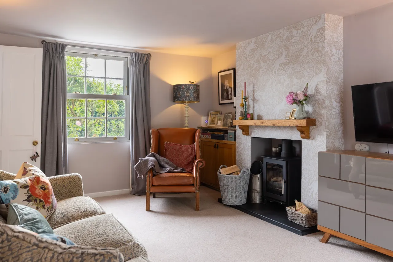 Law Hall Cottages, Bendish, SG4, photo 2