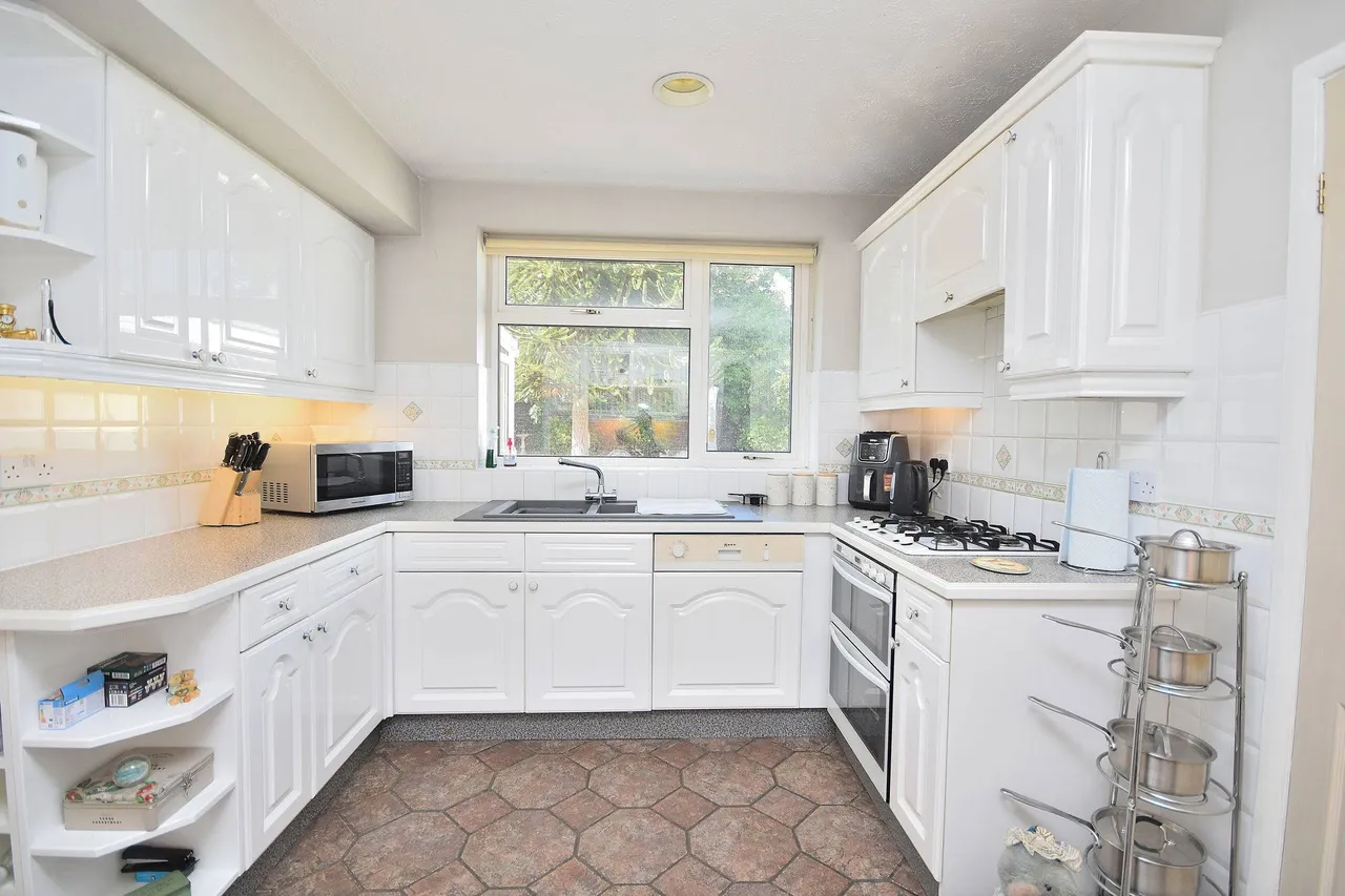 Glenville, Northampton, NN3 6LZ, photo 16