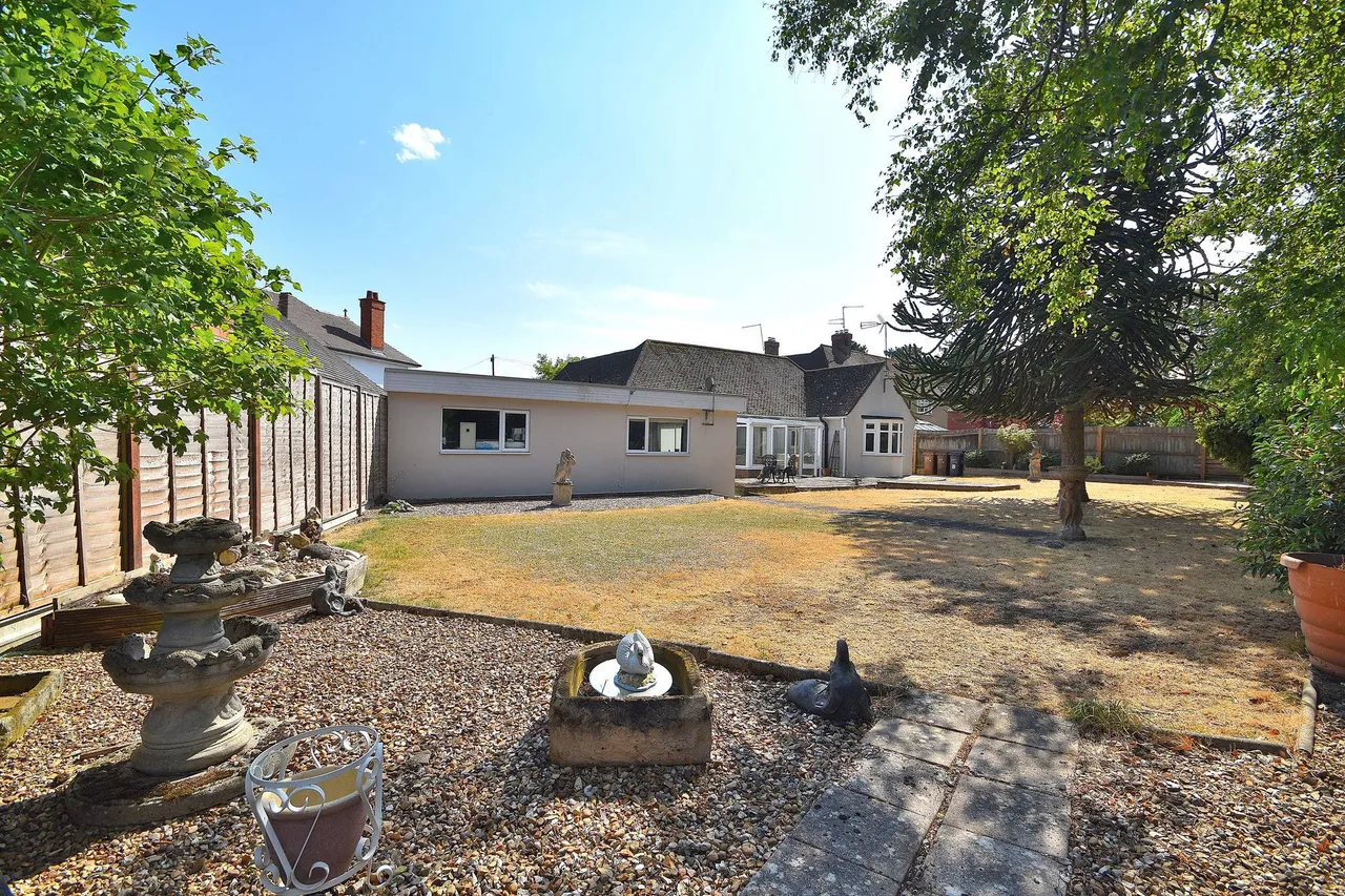 Glenville, Northampton, NN3 6LZ, photo 23