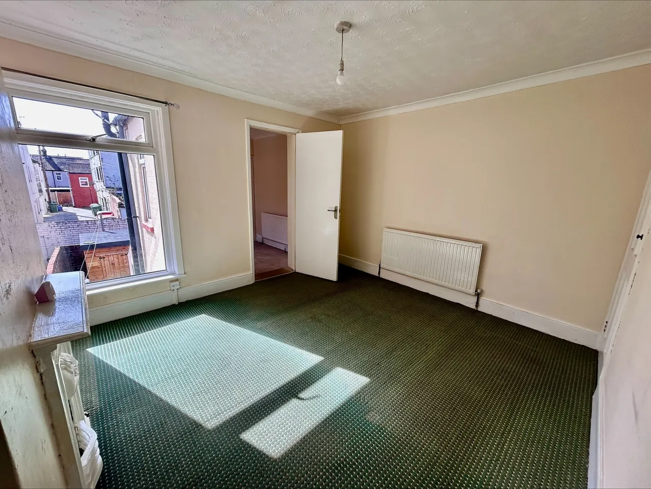 Estcourt Road, GREAT YARMOUTH, photo 10