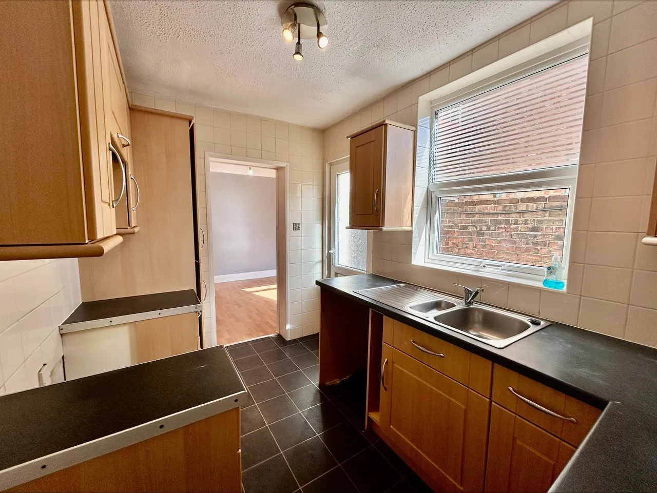 Estcourt Road, GREAT YARMOUTH, photo 6