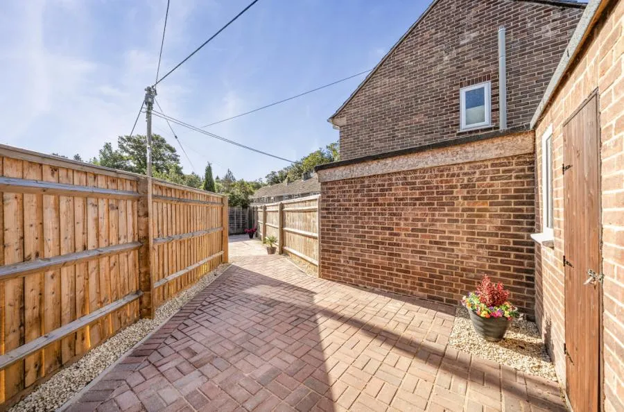 Shute Avenue, Watchfield, SN6, photo 23