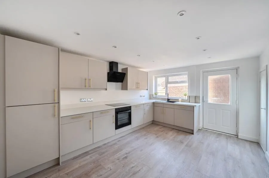 Shute Avenue, Watchfield, SN6, photo 7