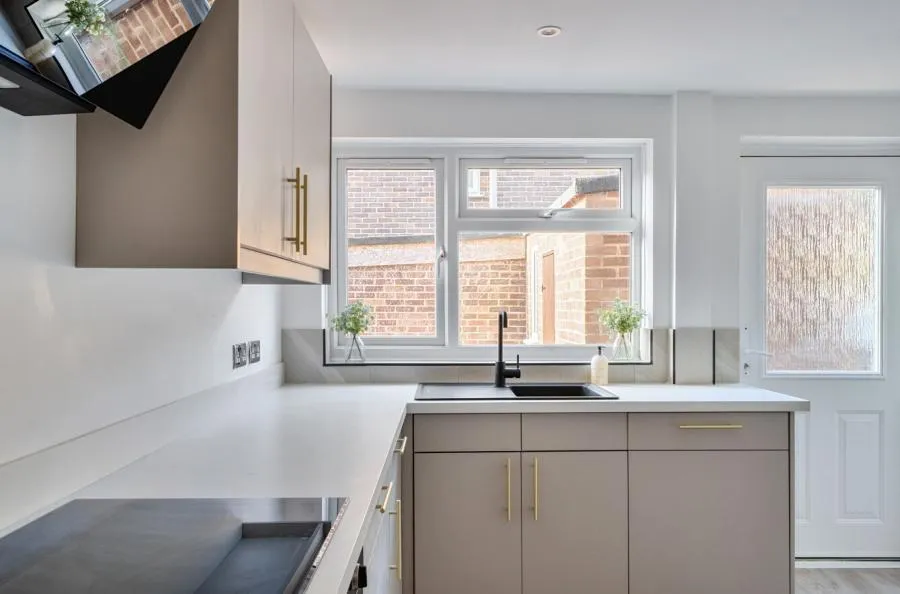 Shute Avenue, Watchfield, SN6, photo 8