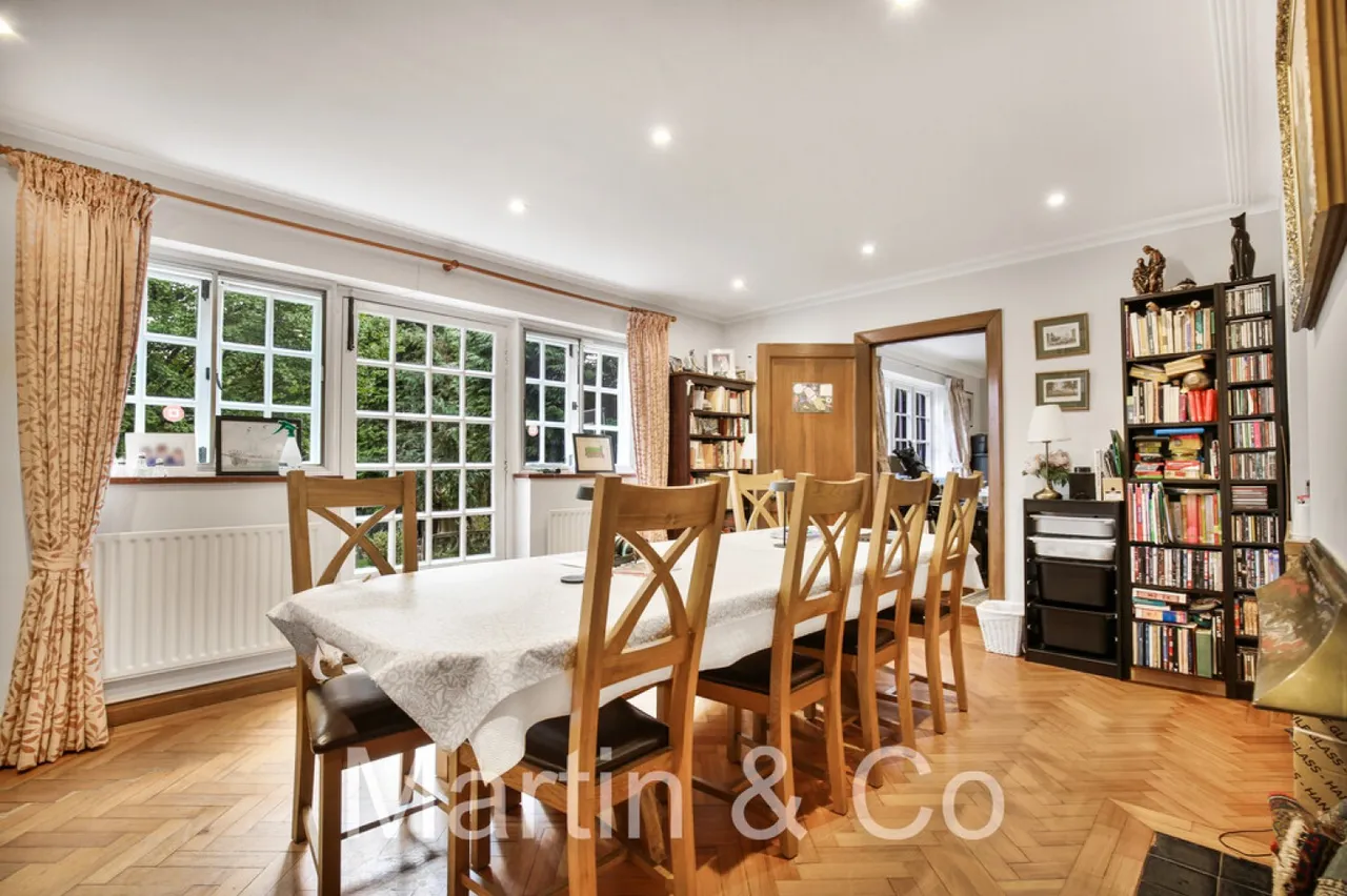 Croham Manor Road, South Croydon, CR2, photo 11