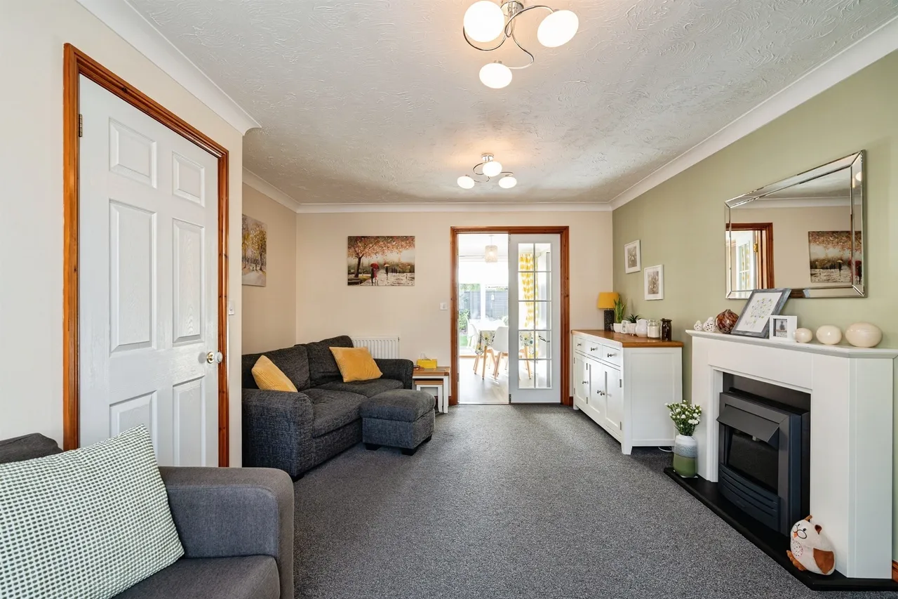 Seafields Drive, Hopton, NR31, photo 4